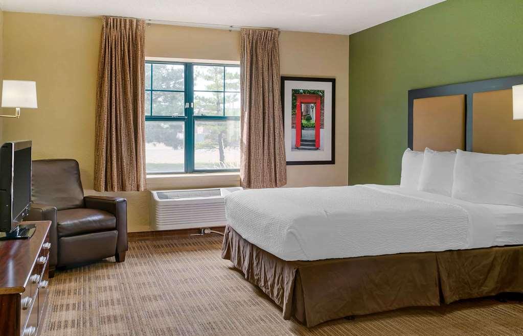 Extended Stay America Select Suites - Chicago - Naperville - West Phòng bức ảnh