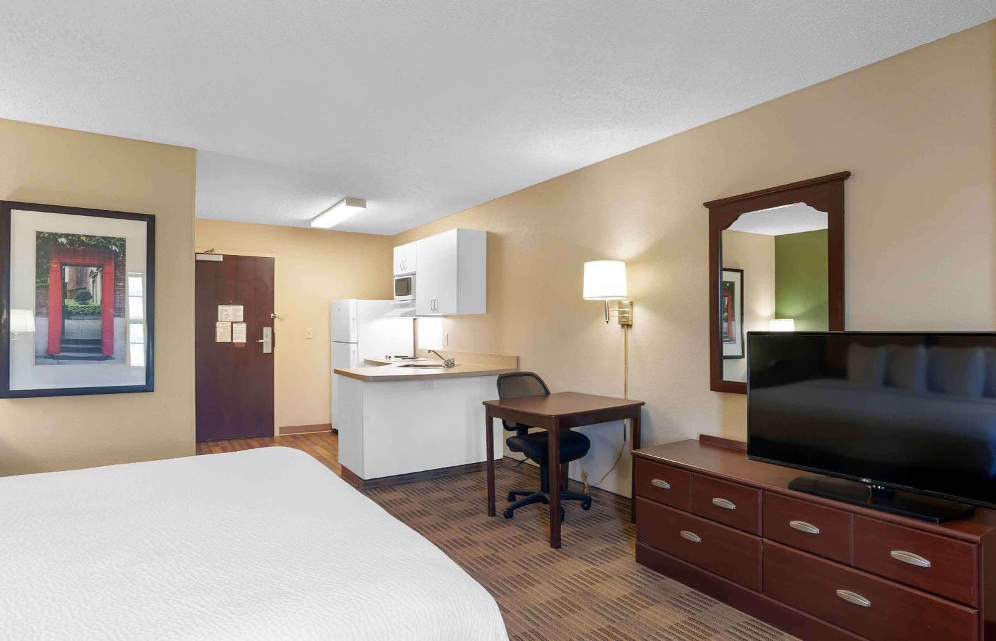 Extended Stay America Select Suites - Chicago - Naperville - West Ngoại thất bức ảnh
